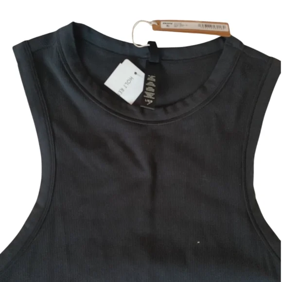 SKIMS Ribbed Tank Dress - Picture 4 of 16
